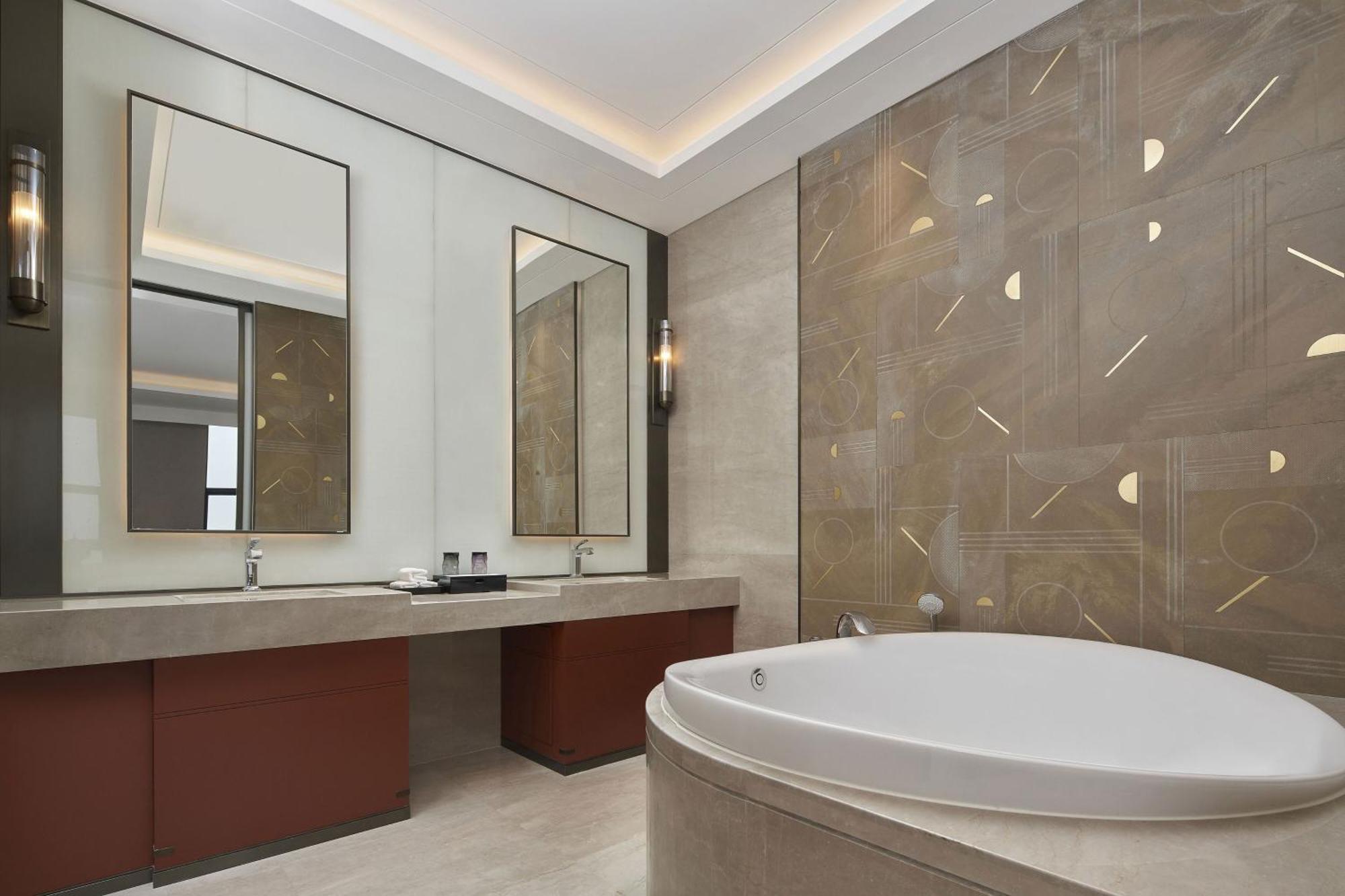 גויאנג Four Points By Sheraton Guiyang, Huaxi מראה חיצוני תמונה