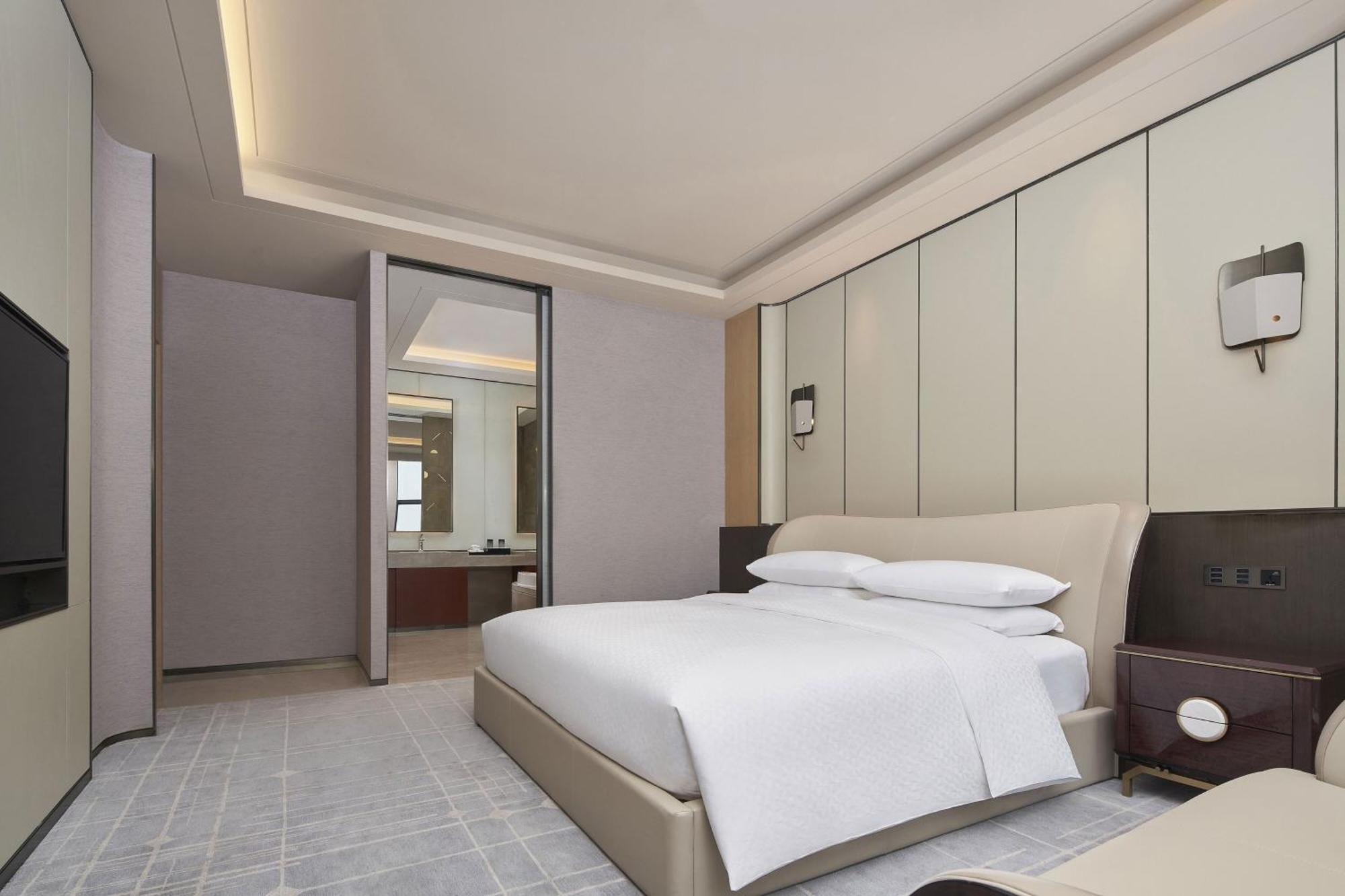 גויאנג Four Points By Sheraton Guiyang, Huaxi מראה חיצוני תמונה